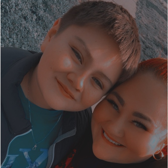 Meet your new posher :) - Picture 10 of 16